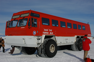 Illustration for article titled The Land Vehicles of Antarctica